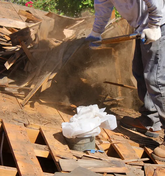 emergency storm damage roof repairs southern il